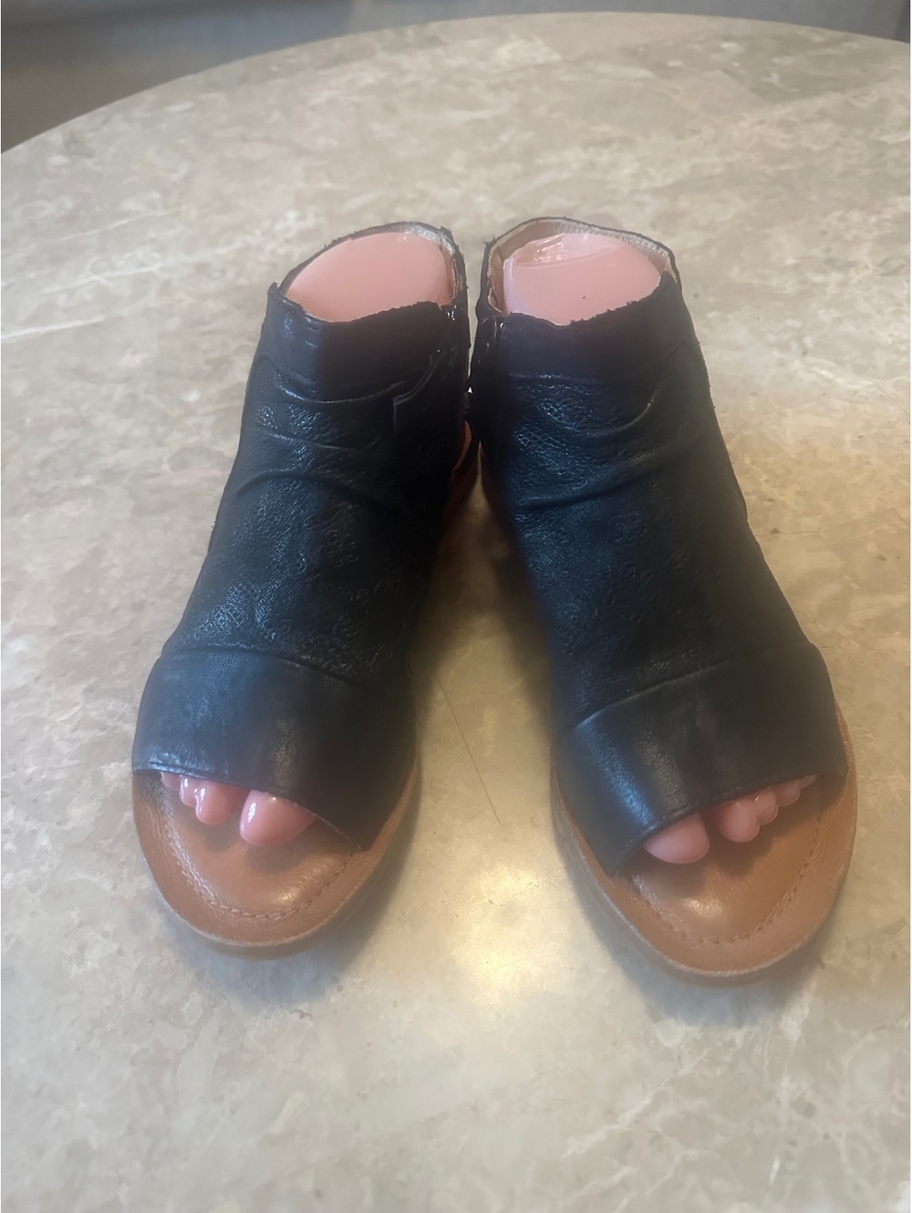 Miz Mooz Dylan Red Leather Side Zip Sandals US 7.5-8 EU 38 $143.00 NICE